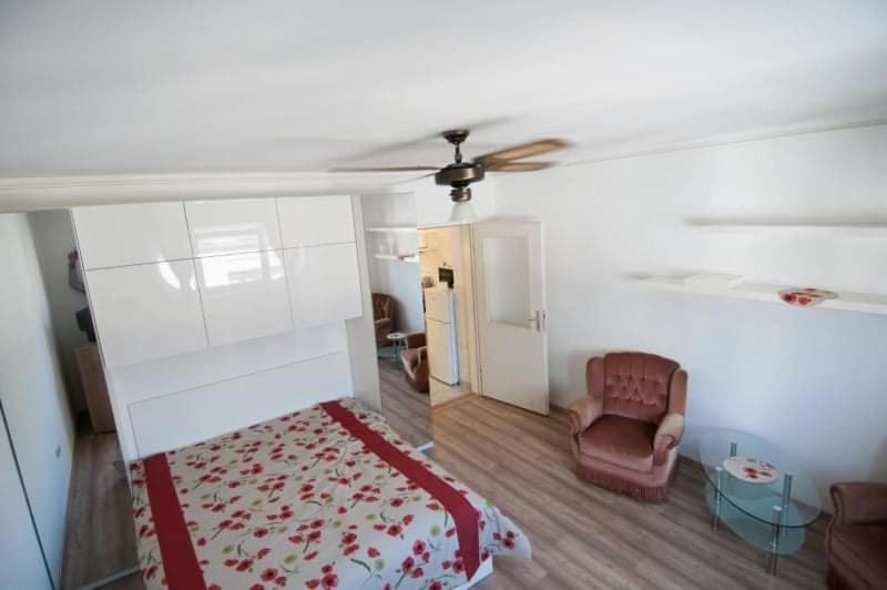 Geri Apartman Appartamento Hévíz Esterno foto